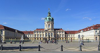 Palacio de Charlottenburg (1695-1713), de Johann Arnold Nering ampliado por Johann Friedrich Eosander von Göthe