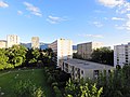 La Cité-Nouvelle d'Onex-Lancy, devant le Salève.