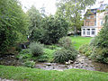 Mündung des Umbachs der Strunde in den Strunde-Kanal, rechts Villa Zanders