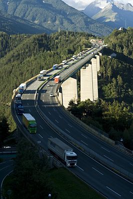 Europabrücke gezien vanuit het oosten