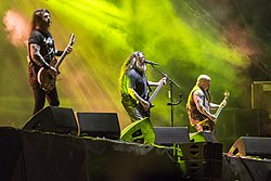 Slayer di Hellfest 2017. Dari kiri ke kanan: Gary Holt, Tom Araya dan Kerry King.