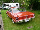 Ford Falcon sedã 2 portas 1961