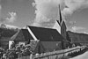 Leikanger kirke i 1936. Foto: Anders Beer Wilse