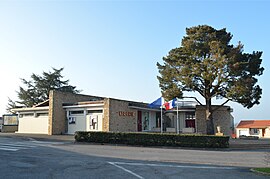 The town hall in Saint-Viaud