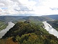 Die Marienburg an der Mosel liegt strategisch auf einer Anhöhe über einer Moselschleife