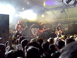 Rise Against live in 2012. V.l.n.r.: Brandon Barnes, Zach Blair, Tim McIlrath, en Joe Principe.