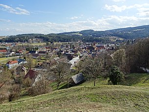 Blick von Norden von der Burgruine Ligist aus auf den Hauptort