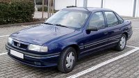 Opel Vectra tricorps (1992–1995)