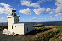 De vuurtoren van Bell Island werd gebouwd in 1966 ter vervanging van de oorspronkelijke vuurtoren uit 1940.[104]