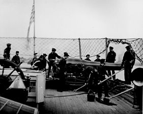 The Yankee answer: A four-gun battery of Dahlgren 9-inch (229 mm) navy smoothbores from USS Richmond set up just east of "Fort Desperate" in battery ten (see Fortifications and Batteries map) (National Archives).