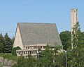 Manglerud kirke sett fra Ryen T-bane Foto: Kjetil Ree