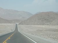 Panamericana – Pan American Highway – in the Atacama Desert northern Chile