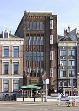 Prins Hendrikkade 84-85, Gebouw Batavia.