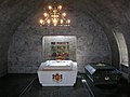 Det kongelege mausoleet, i den kvite sarkofagen kviler Kong Haakon VII og Dronning Maud, i den grøne kviler Kong Olav V og Kronprinsesse Märtha, 12. august 2006.