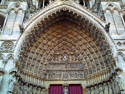 Tímpano do Dia do Julgamento na Catedral de Amiens