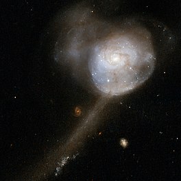 ’n Hubble-foto van NGC 17.