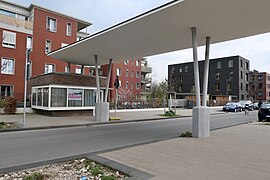 Flugdach und Pförtnerhaus Tor 4 (als Gemeinschaftsraum des angrenzenden Wohnblocks genutzt)