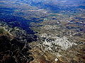 Vue aérienne de Zaghouan et du djebel Zaghouan.