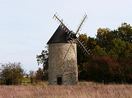 The Bellien windmill, in Mazeuil