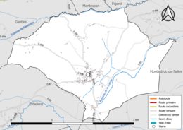 Carte en couleur présentant le réseau hydrographique de la commune