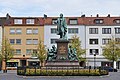 Theodor-Heuss-Platz und Denkmal