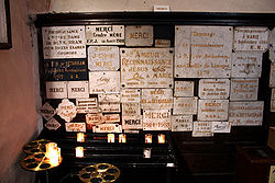 Ex-Voto du sanctuaire de Notre-Dame de Betharram (France).