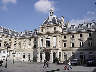 La mairie.