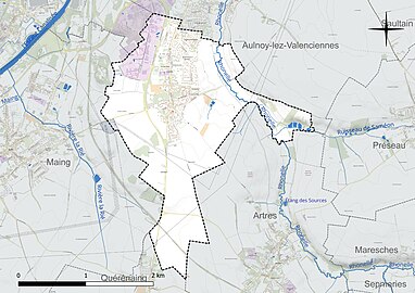 Carte en couleur présentant le réseau hydrographique de la commune