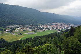 Saint-Imier, vom Château d'Erguël aus