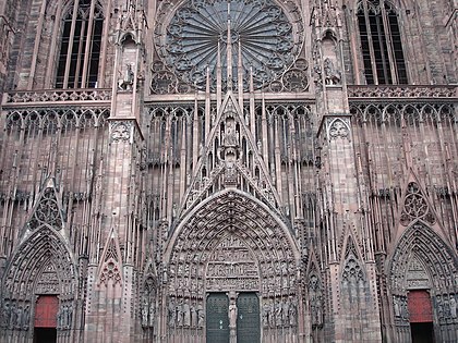 Portais e tímpano da Catedral de Estrasburgo (início 1176)