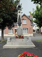 Monument aux morts[42]