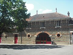 Communs de l'ancien château de Villeneuve.