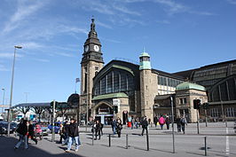 Het station gezien vanuit het zuiden (2009)