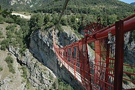 Image illustrative de l’article Pont suspendu de Niouc