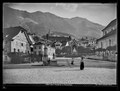 Blick auf Hauptplatz des Dorfes Stans, 1910