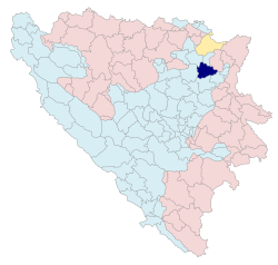 Location of Tuzla within Bosnia and Herzegovina (dark blue).