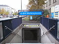 L'entrée de la station de métro Mehringdamm (lignes U6 & U7).