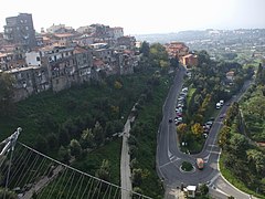 La strada che sale da Vallericcia ad Ariccia.