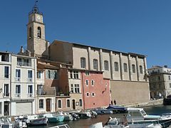 岛屿圣玛德莲教堂（法语：Église Sainte-Madeleine-de-l'Île de Martigues）