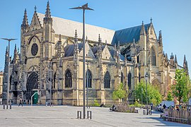 Vue extérieure de la basilique.