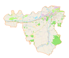 Mapa konturowa gminy Skawina, blisko centrum u góry znajduje się punkt z opisem „Dwór w Ochodzy”