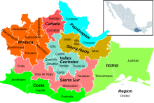 Oaxaca regions and districts.svg