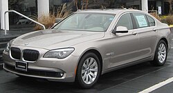 2010 BMW 750i (US)