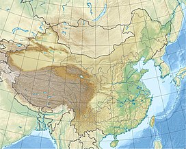 Tian Shan terletak di China