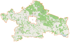 Mapa konturowa powiatu białostockiego, po lewej nieco u góry znajduje się punkt z opisem „Cmentarz żydowski w Tykocinie”