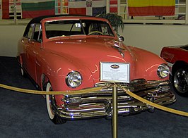 Kaiser DeLuxe Virginian Convertible (1949) - 4-deurs cabriolet