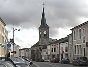 Rue de la République mit der Kirche Sainte-Madeleine