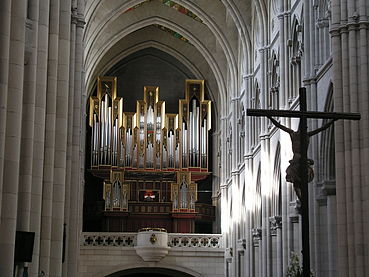 Órgão da Catedral de Santa Maria a Real de Almudena, Madrid, Espanha.