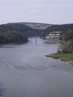 Image illustrative de l’article Lac de Schiffenen