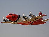 Een P-3A Orion tijdens de start vanaf Fox Field in Lancaster (Californië)